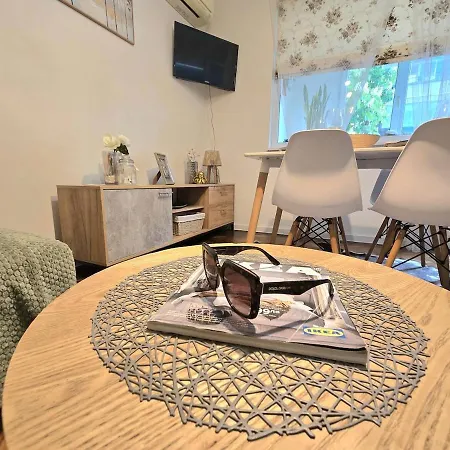 Liya House Апартамент